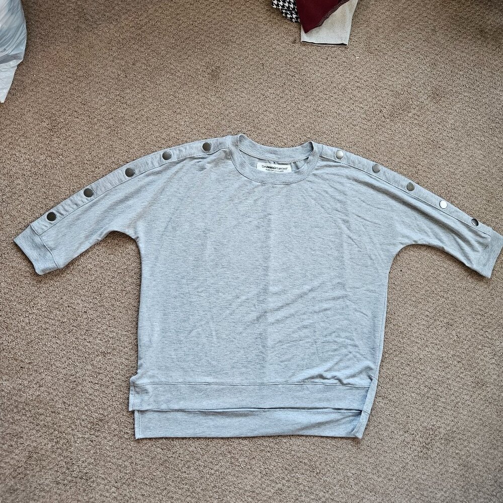 The Sweatshirt Project Women's Top, Medium